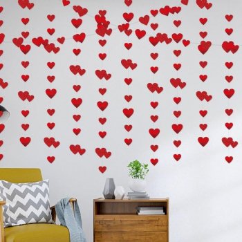 Charming Red Heart Garland