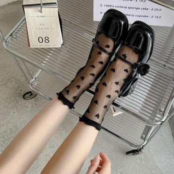 Sweetheart Lace Ruffled Socks