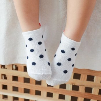Adorable Heart-Patterned Kids' Socks