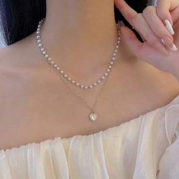 Chic Heart Pendant Necklace with Pearl Chain
