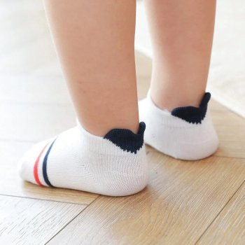 Adorable Heart-Patterned Kids' Socks