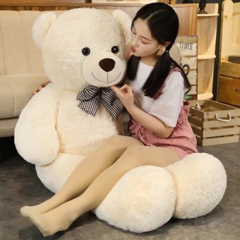 Giant Soft Cuddly Teddy Bear