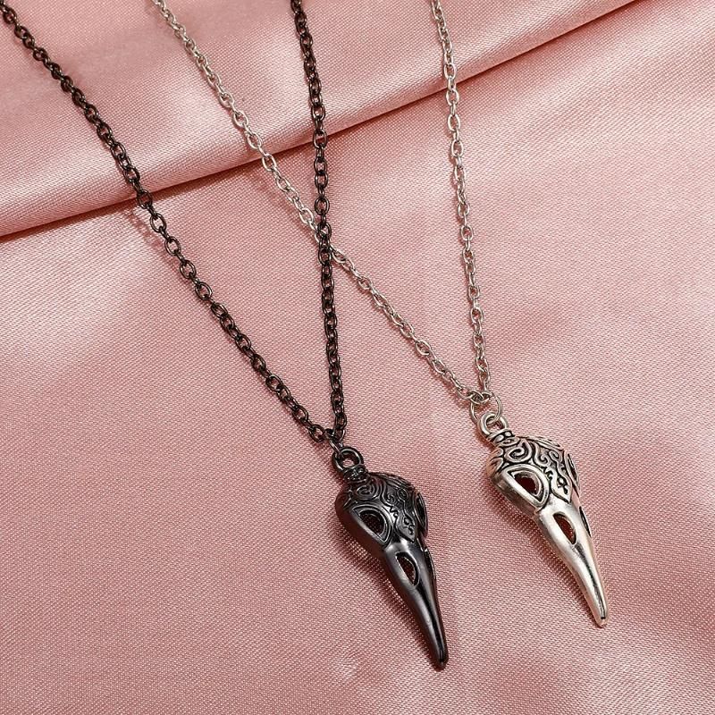 Vintage Gothic Accessories for Women Couples Matching Necklace White Black Dragon Wing Heart Pendant Hip-hop Punk Party Jewelry