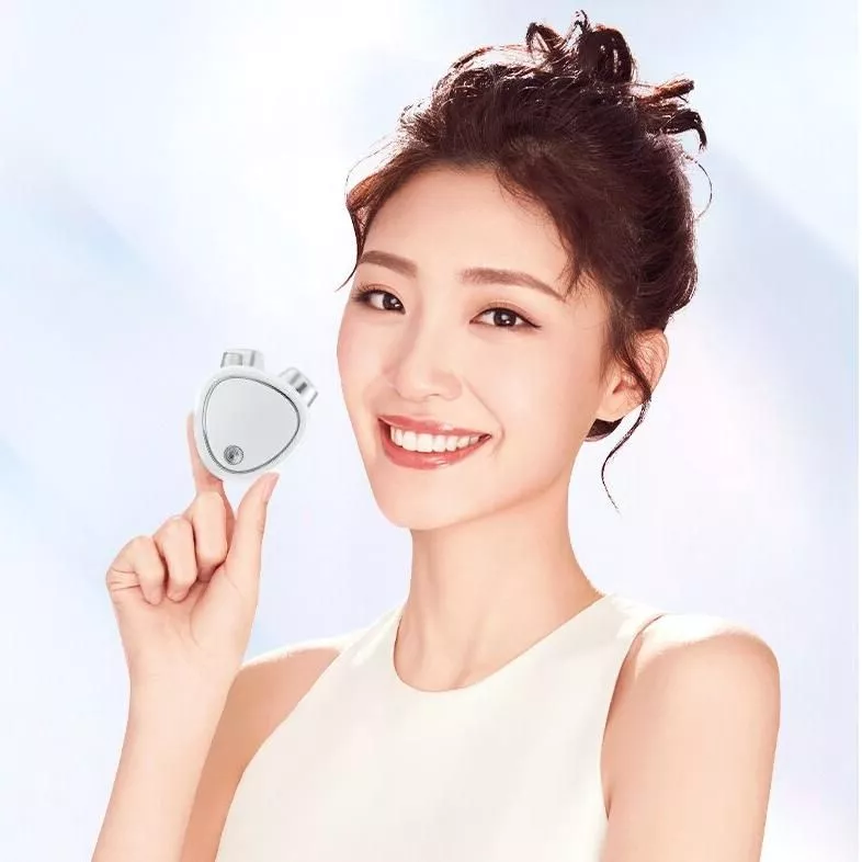 Portable Electric Face Lift Roller Massager EMS Microcurrent Sonic Vibration Facial Lifting Skin Tighten Massage Beauty Devices Portable Electric Face Lift Roller Massager EMS Microcurrent Sonic Vibration Facial Lifting Skin Tighten Massage Beauty Devices