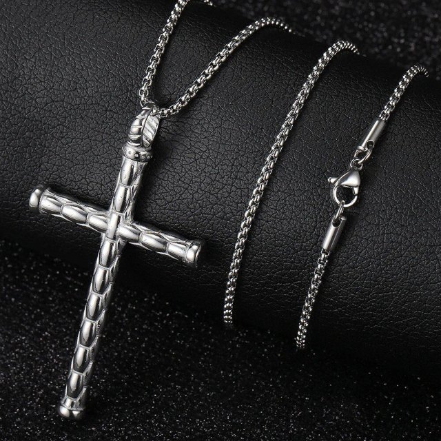 Stainless Steel Cross Pendant Necklace - Image 4