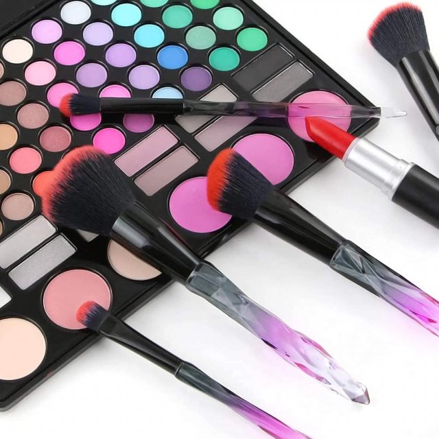 10-Piece Professional Makeup Brush Set - Image 7