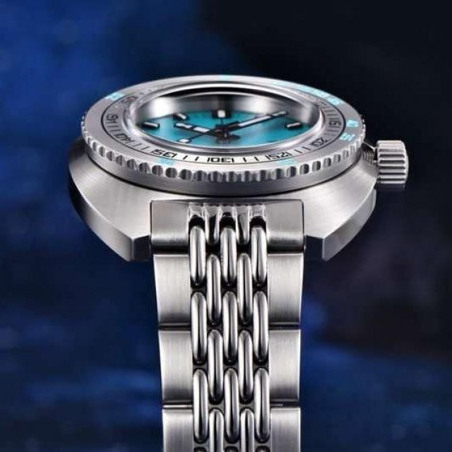 Luxury 300m Waterproof Mechanical Watch - Image 3