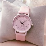 Pink Casual Chic Silicone Strap Ladies Quartz Watch - Image 2