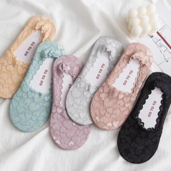 Summer Lace Heart Boat Socks: Non-Slip, Breathable & Stylish