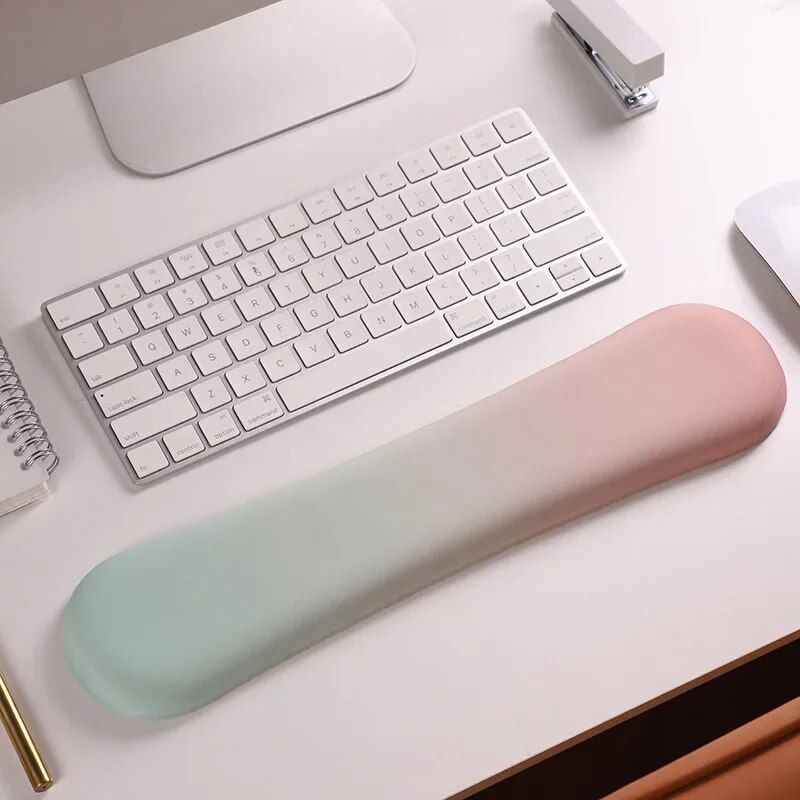 Green & Light Pink