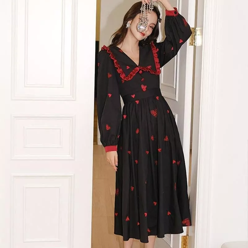 Vintage Black Heart Long Dress Elegant Puff Sleeve Christmas Party Dress Female Winter Korean One Piece Gothic Y2K Dress 2021