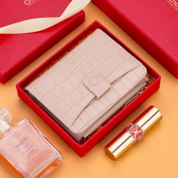 Alternative view of Chic Crocodile Pattern Leather Wallet for Women