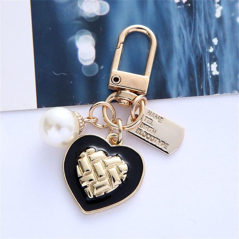 Fashion Pearl Love Heart Pendant Keychain Rose Flower Metal Plate Key Chains Earphone Case Charms Bag Ornament Accessories Gifts