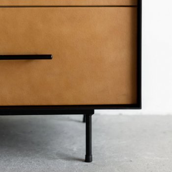 Modern Moroccan Leather Bedside Table - Minimalist Elegance in Saddle Leather