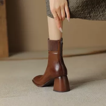 Chic Leather Ankle Boots with Rear Zipper