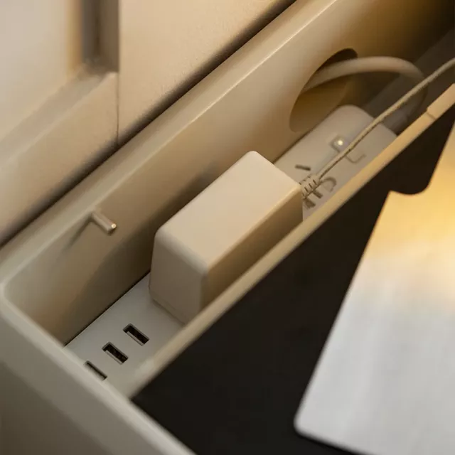 Mesa Lateral Smart Bedside Table - Image 10