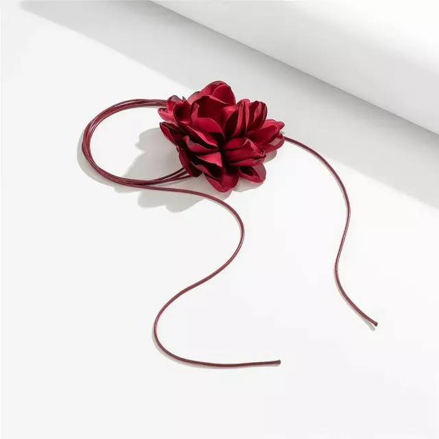 Exaggerated Big Rose Flower Choker Necklace for Women - Image 4