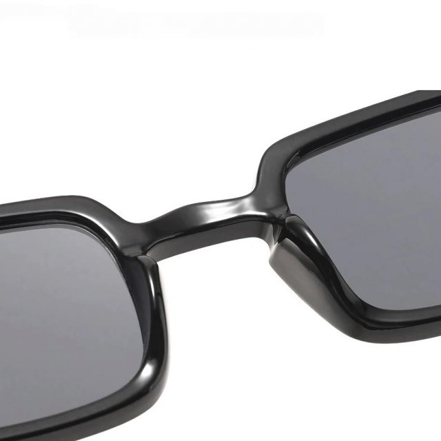 UV400 Square Gradient Sunglasses - Image 6