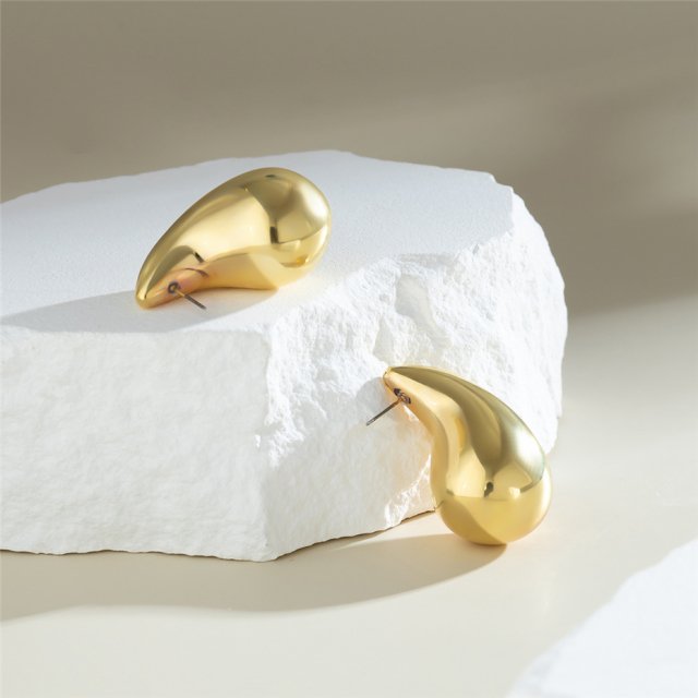 Trendy Gold Chunky Water Drop Dome Stud Earrings - Image 6