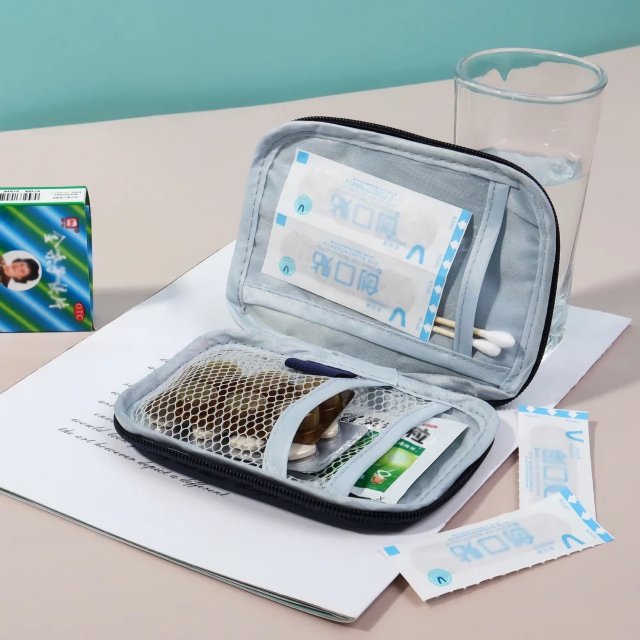 Portable Medicine Bag - Image 4