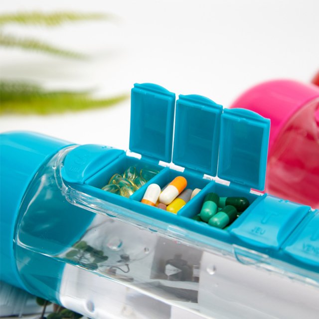 2 in 1 600ml Medicine Box Water Bottle Organizer - Image 4