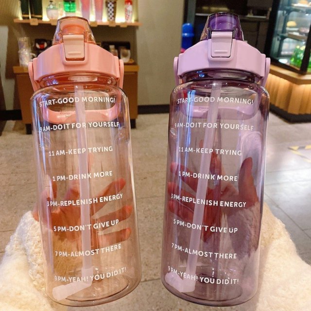 2L Motivational Straw Water Bottle for Hydration - Image 4