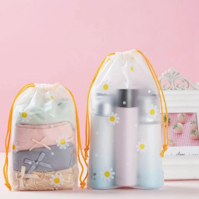 Cute Daisy Portable Waterproof Travel Shoe Storage Bag with Drawstring - Image 3