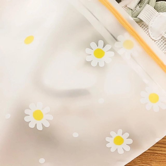 Cute Daisy Portable Waterproof Travel Shoe Storage Bag with Drawstring - Image 7