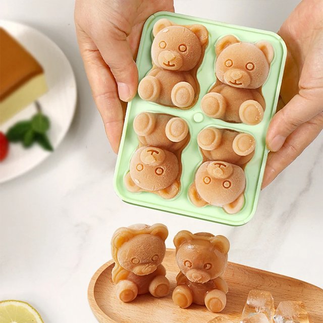 Bear Ice Cube Mold for Frozen Treats - Image 3