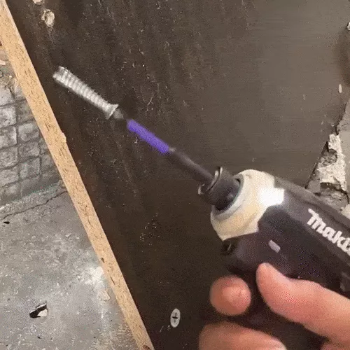 7317931624484719918_e6566df9fb75b