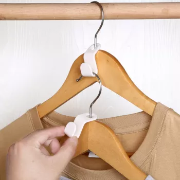 Space-Saving Mini Wardrobe Connector Hooks