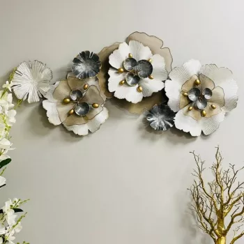 Elegant 3D Iron Flower Wall Decor