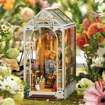 Garden House Book Nook Kit