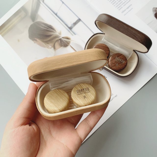 Retro Wood Grain Contact Lens Case - Image 2