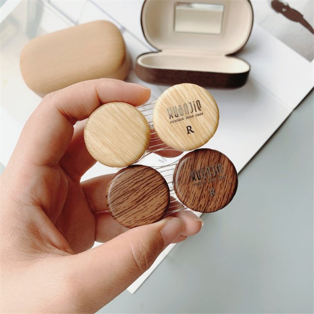 Retro Wood Grain Contact Lens Case - Image 4