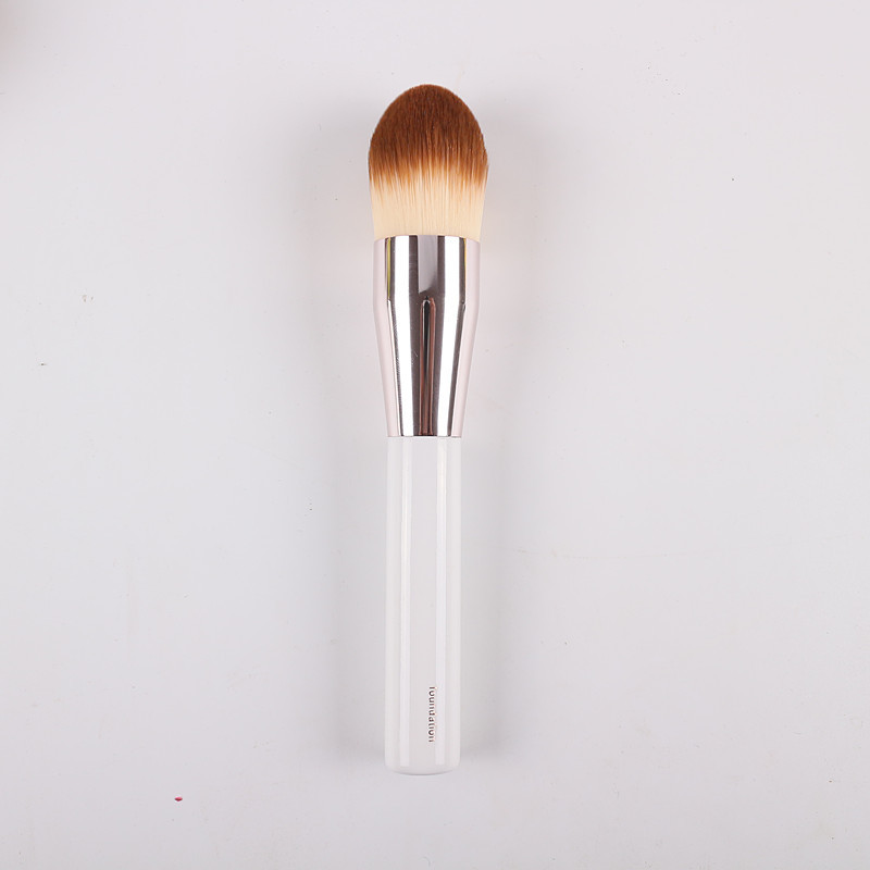 The foundation brush