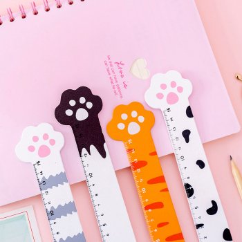 Adorable Cat Claw Wooden Ruler - Perfect for Students and Office Use