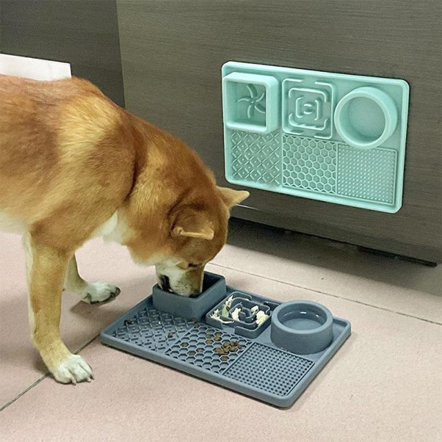 Silicone Pet Licking Mat for Dogs and Cats