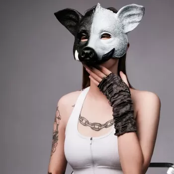 Full Face Boar Mask - Unisex Pig Mask for Halloween, Cosplay, and Horror Props
