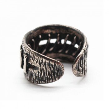 Gothic Wound Stitches Open Ring