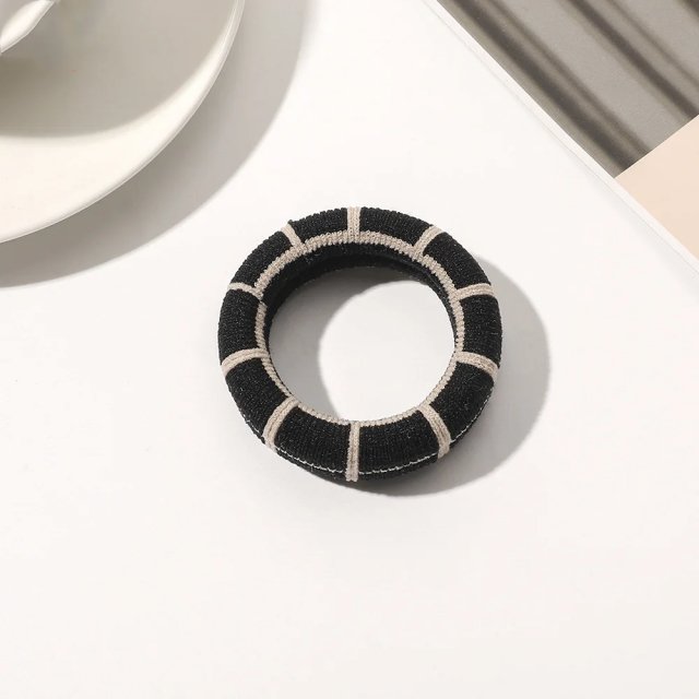 Knitted Lattice High Elastic Hair Bands – Stylish Scrunchies for Women - Image 6