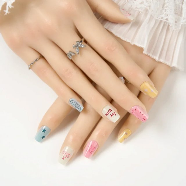 10-Piece Cute Cat & Star French Tip Press-On Nails - Glossy Gradient Full Cover Nails - Image 3