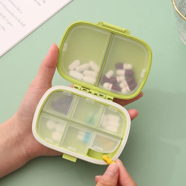 8-Grid Travel Pill Box Organizer with Seal Ring – Wheat Straw Medicine Container - Image 3