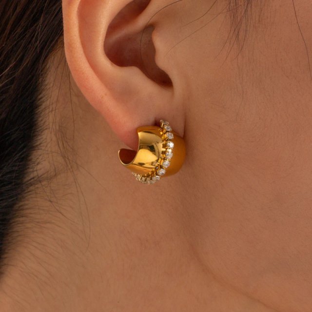 Minimalist Stainless Steel Ear Clips - Image 5
