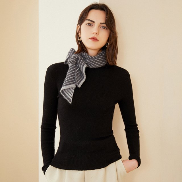 100% Goat Cashmere Knitted Scarf - Image 4