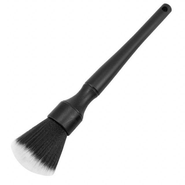 Ultra-Soft Detailing Brush for Car Interior - Image 5