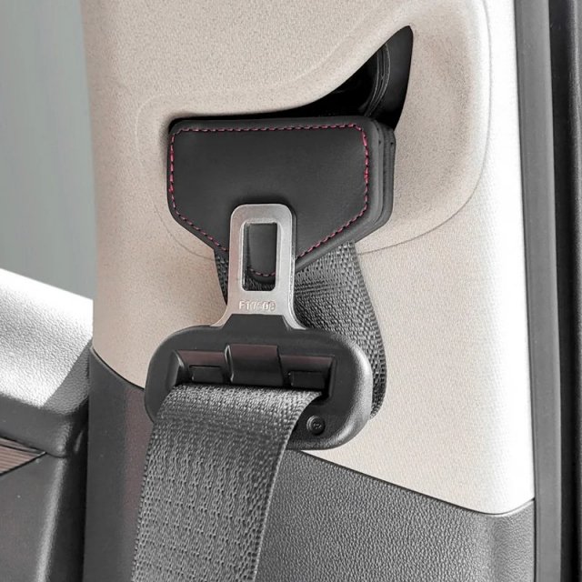 Magnetic PU Seat Belt Clip - Image 6
