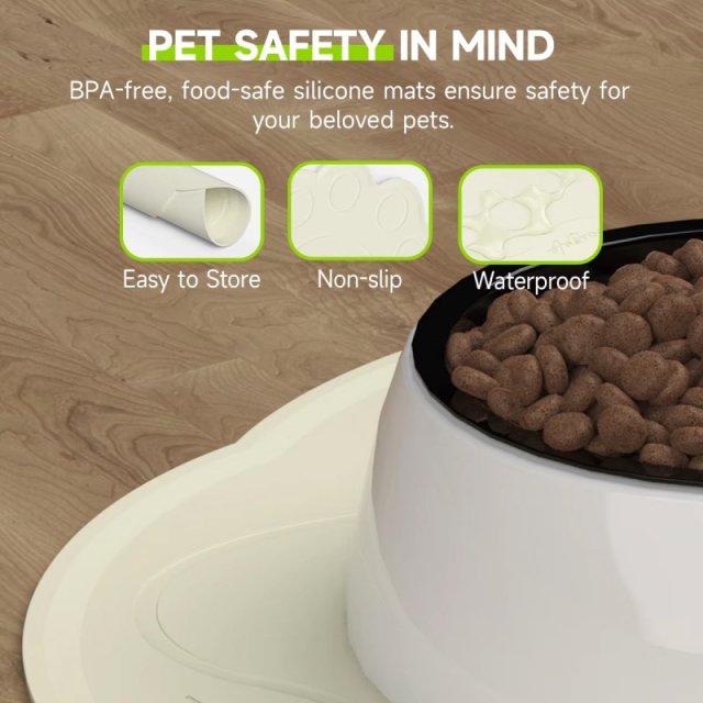 Waterproof Non-Slip Silicone Pet Feeding Mat for Cats and Dogs - Image 3