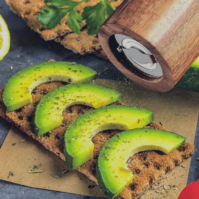 Wooden Salt and Pepper Grinders - Manual Seasoning Mills - Image 3