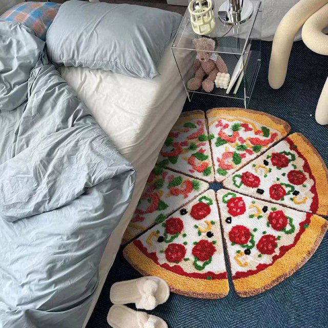Fluffy Tufted Pizza Bath Mat - Image 2